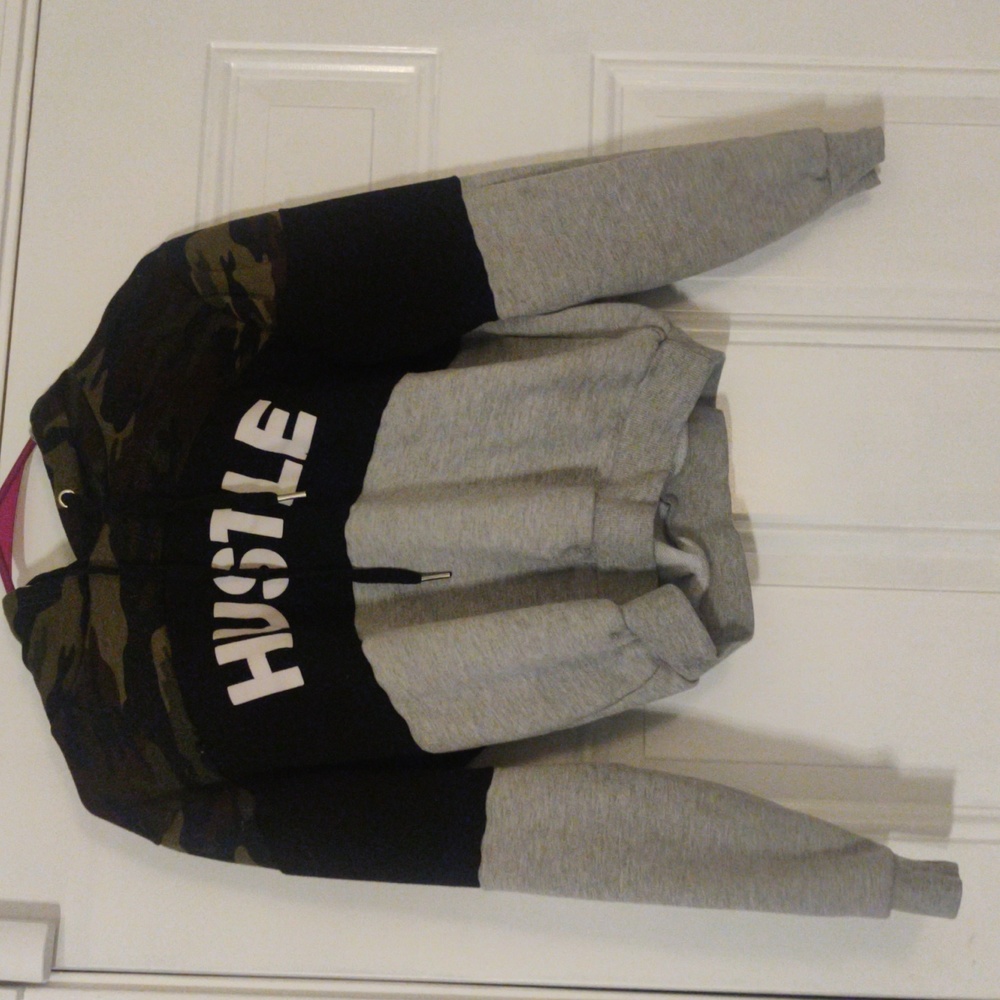 Hooded pullover.  Long sleeve.